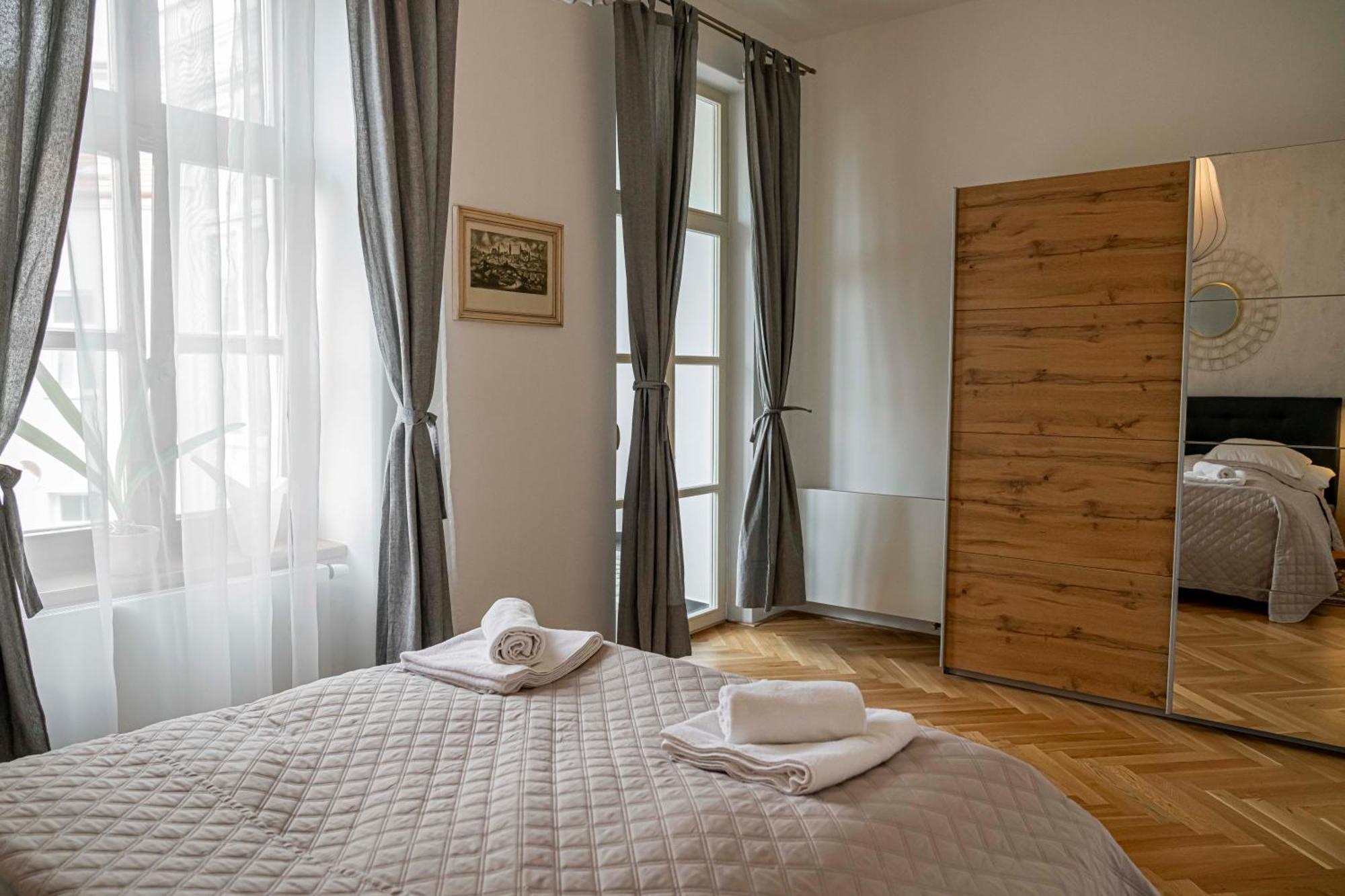 Apartmany Marienhof Znojmo Luaran gambar